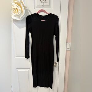 Beyond Yoga Black Long Sleeve Midi Dress